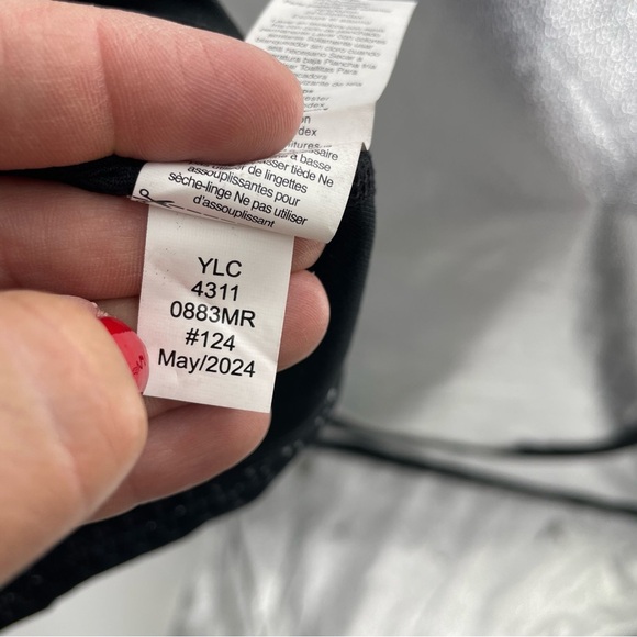 Tommie Copper Mens XL Long Sleeve Compression Shirt with Front Zipper black - Picture 9 of 10